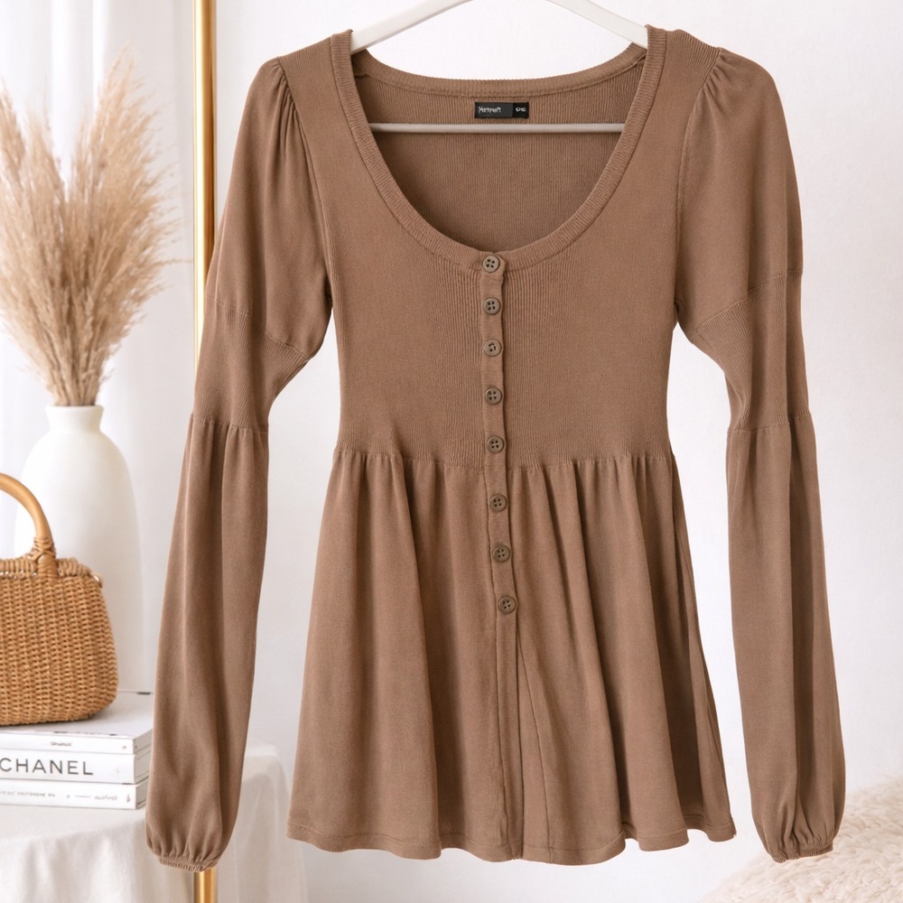 HP! x3✨ Brown Button-Front Blouse